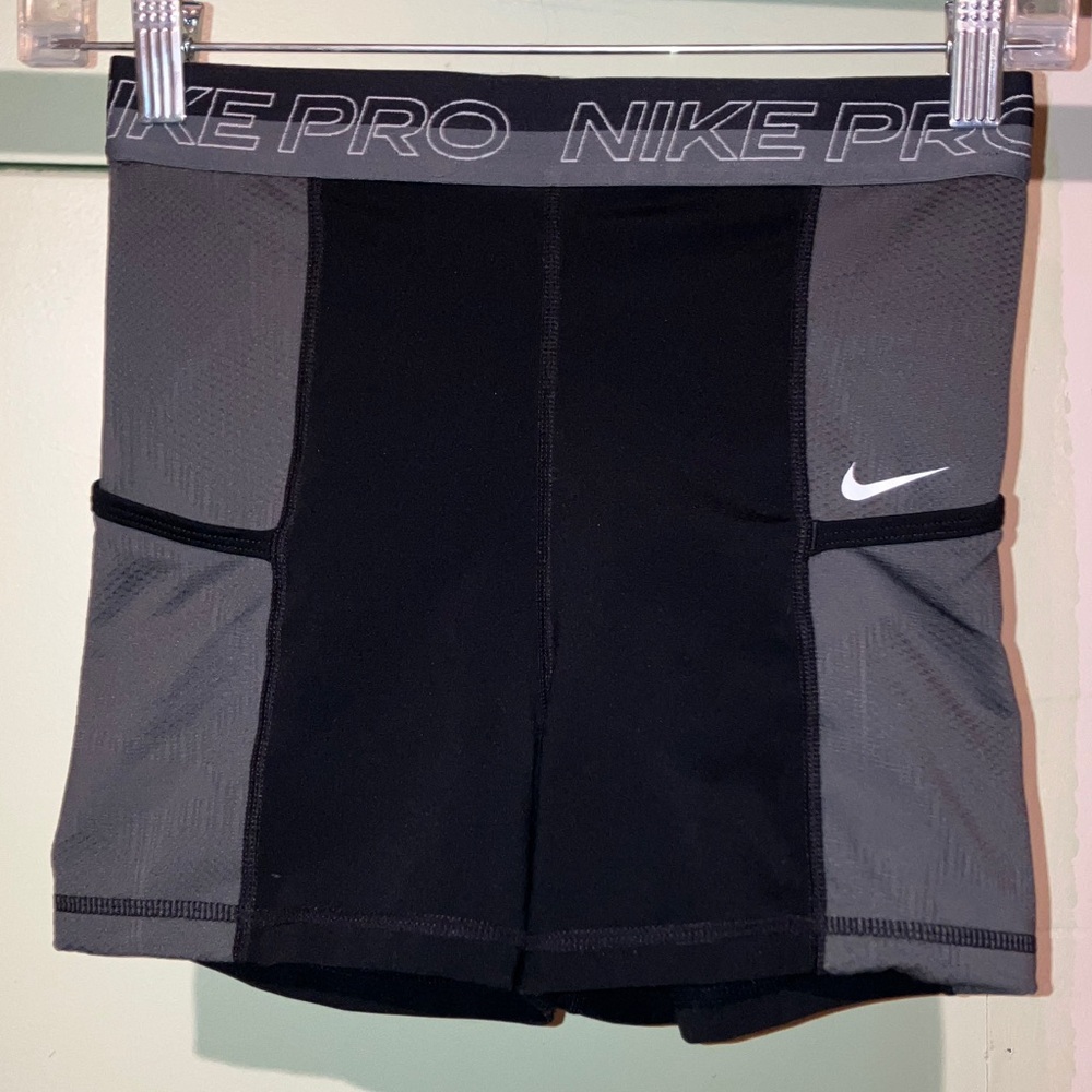Nike Pro Women's Athletic Shorts Black and Gray